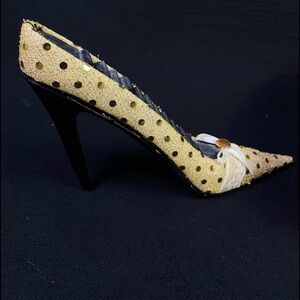 Chic Gold Polka Dot Jewelry Display Stand